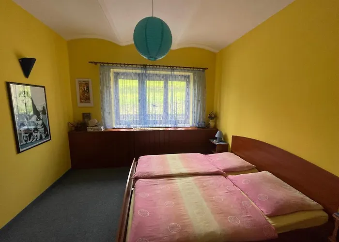 V Krkonosich, Rodinny Peklicko